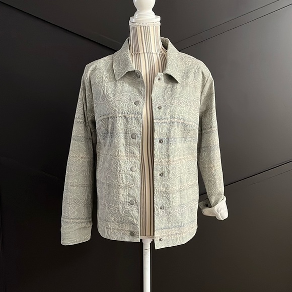 Christopher & Banks - Jacket - Picture 2 of 13